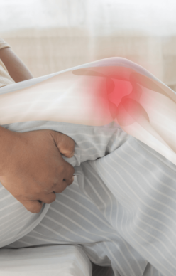Hip-Knee-Pain-Relief-Stem-Cells Image showing and individual in pain due to hip conditions.